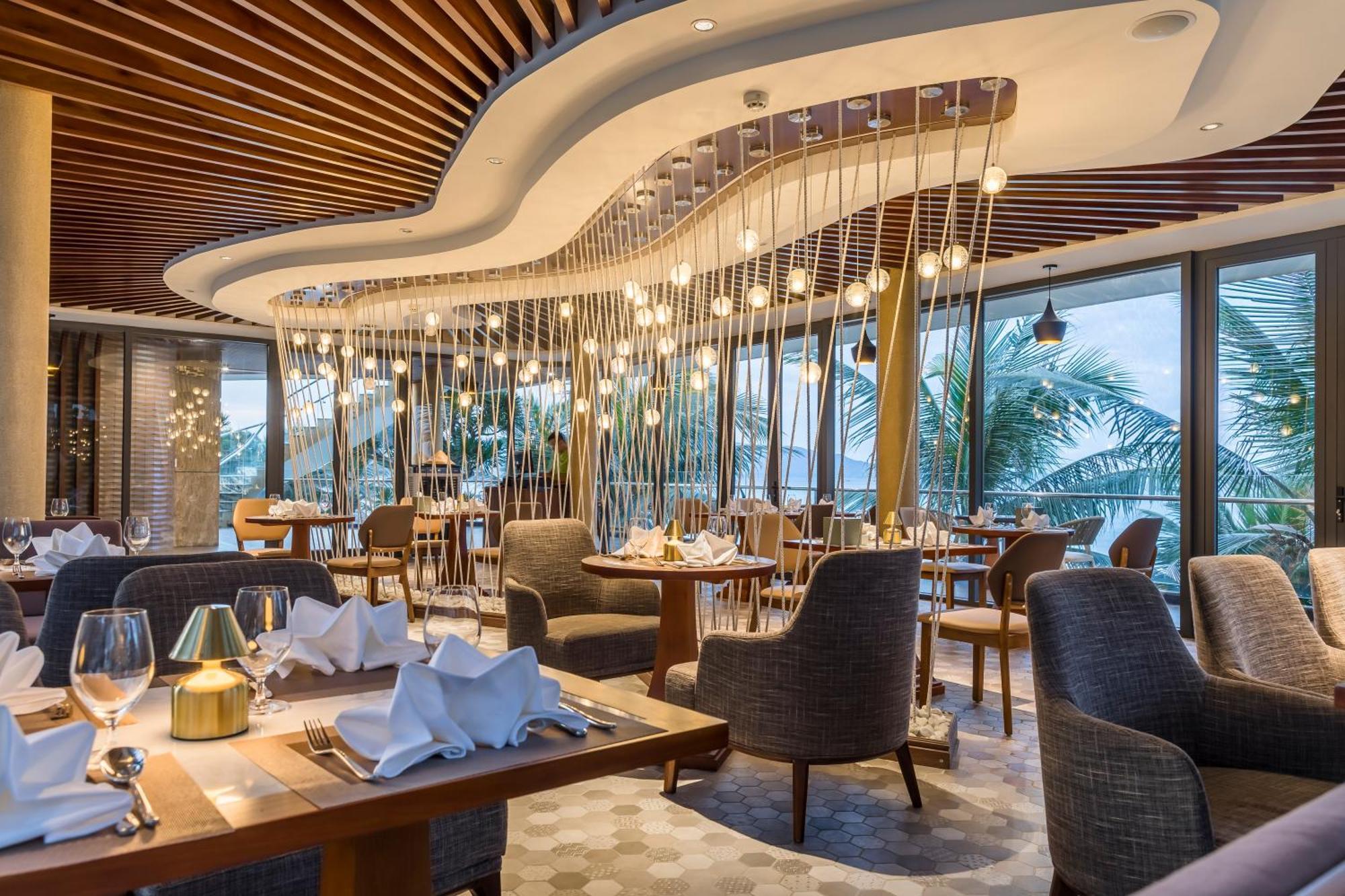 Koi Resort & Residence Danang Exterior photo