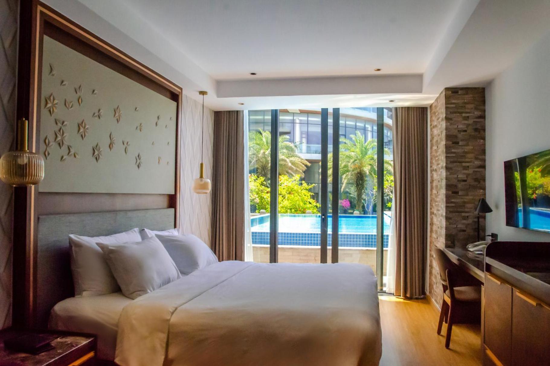 Koi Resort & Residence Danang Exterior photo